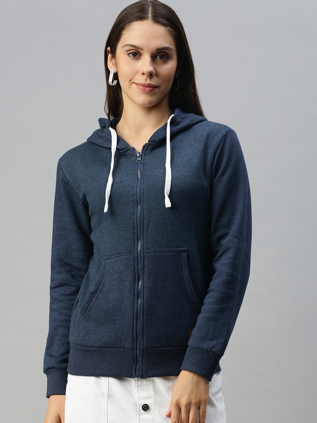 

Campus Sutra Women Teal Blue Solid Hooded Sweatshirt