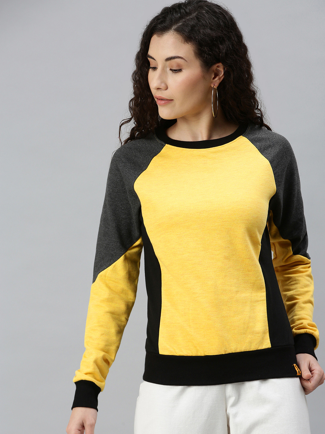 

Campus Sutra Women Yellow & Black Colourblocked Sweatshirt