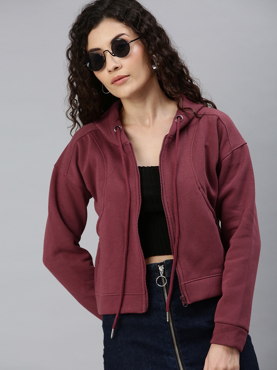 

Campus Sutra Women Maroon Solid Hooded Sweatshirt