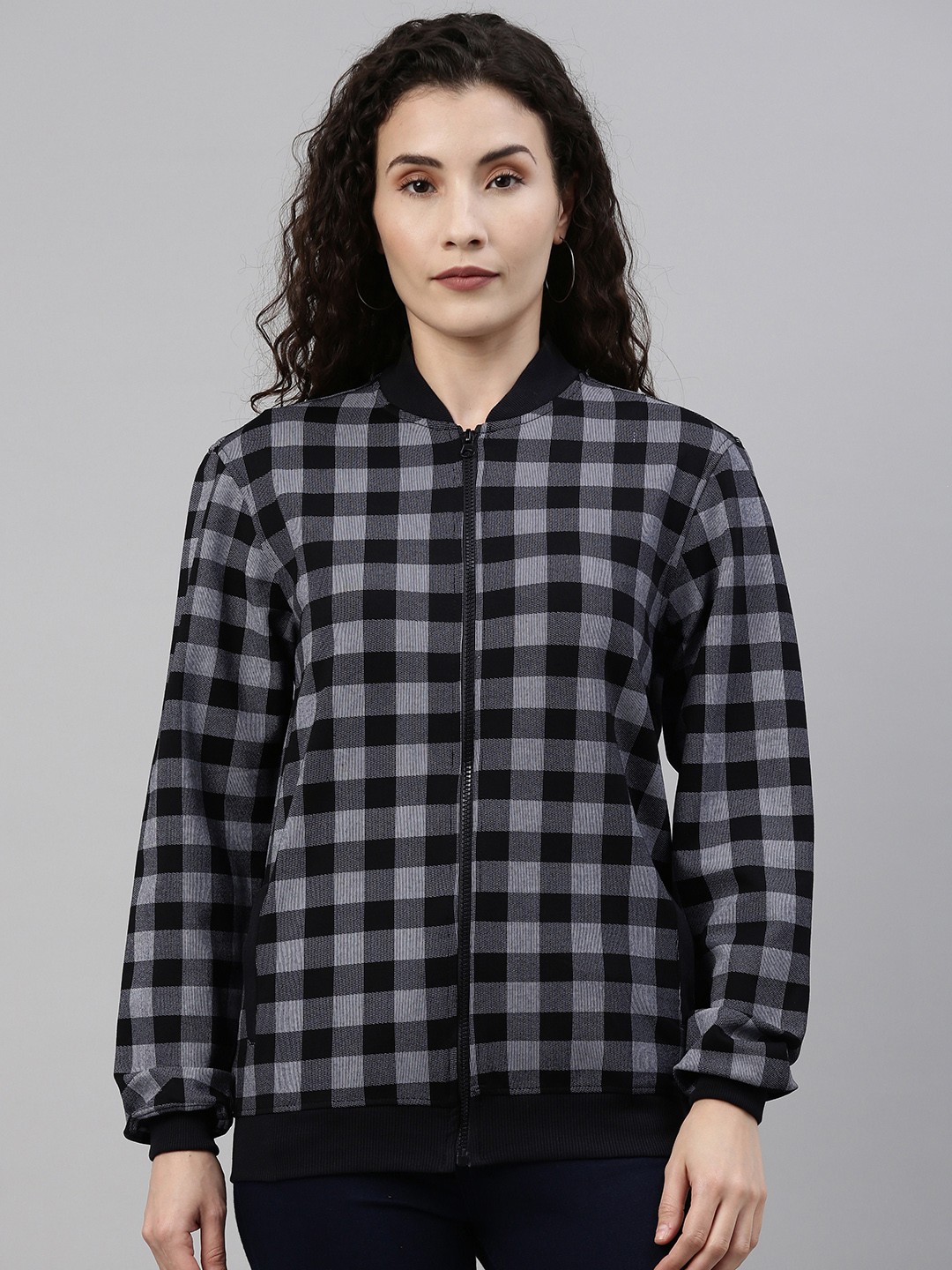 

Campus Sutra Women Black & White Checked Sweatshirt