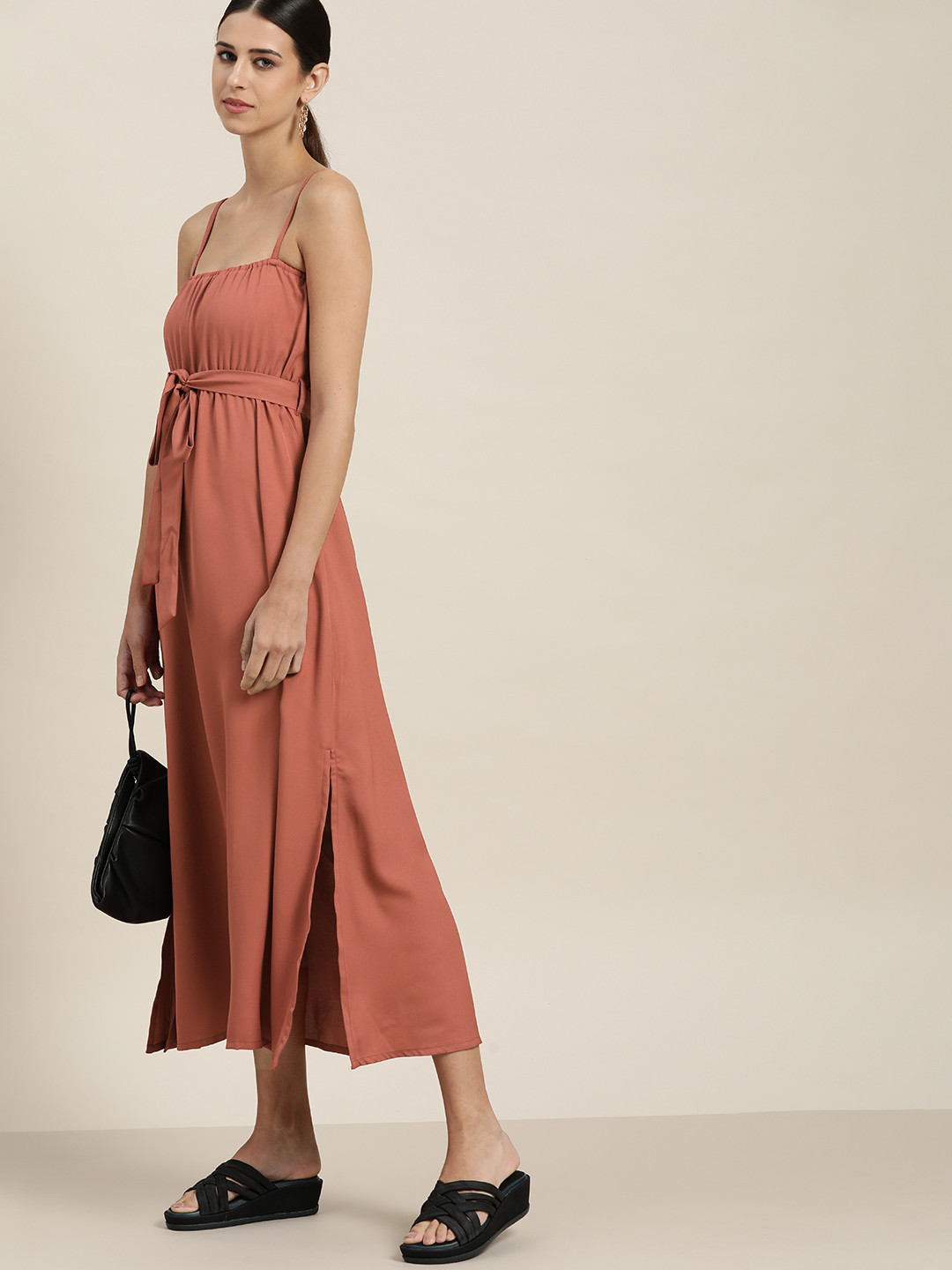

her by invictus Pink Solid A-Line Midi Dress