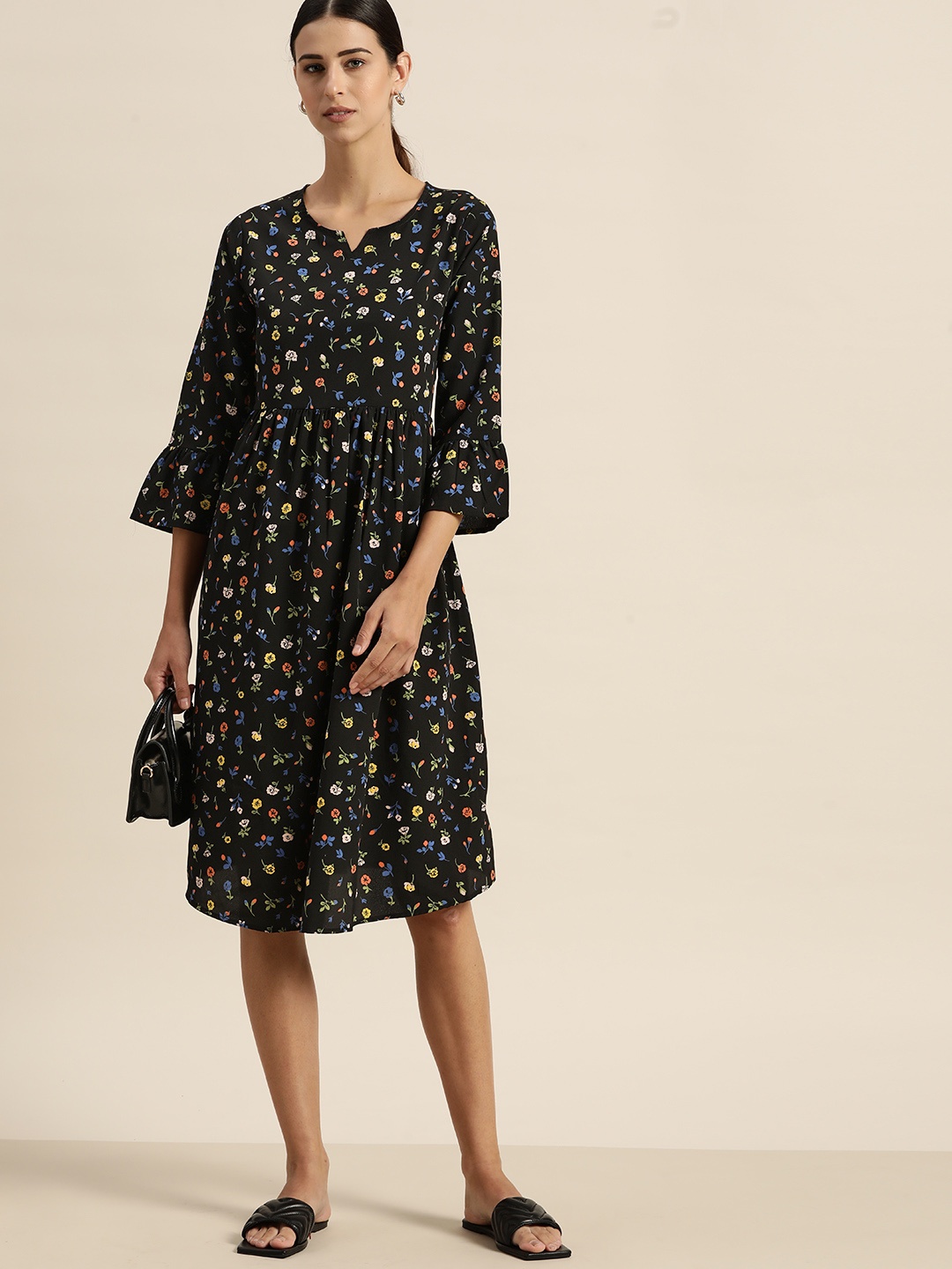 

her by invictus Black & Yellow Floral Printed A-Line Dress