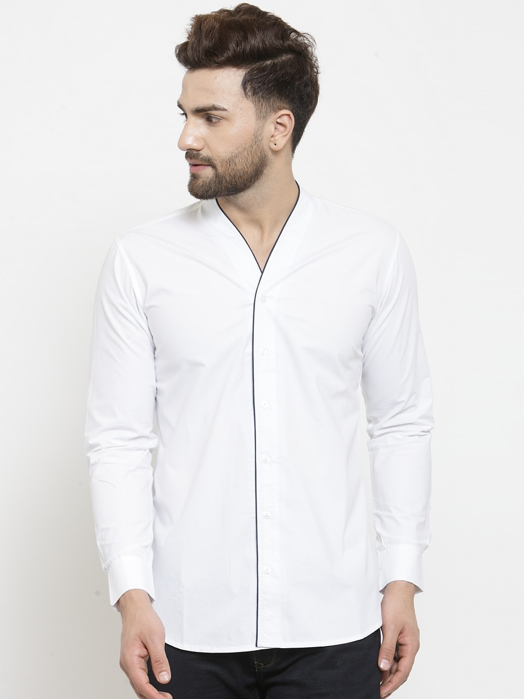 

Purple State Men White Solid Slim Fit Casual Shirt