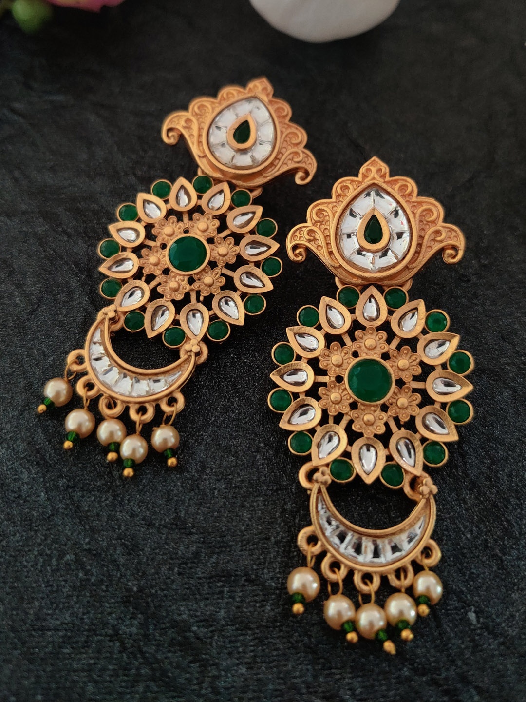 

Binnis Wardrobe Gold-Toned Contemporary Drop Earrings