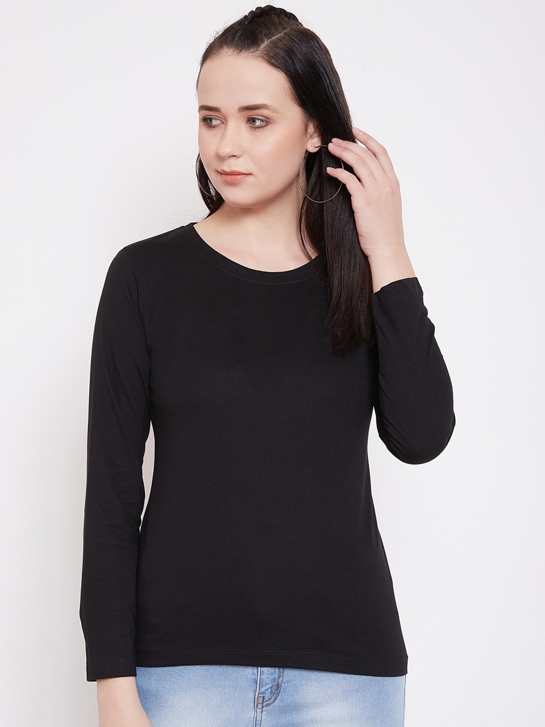 

Plagg Women Black T-shirt