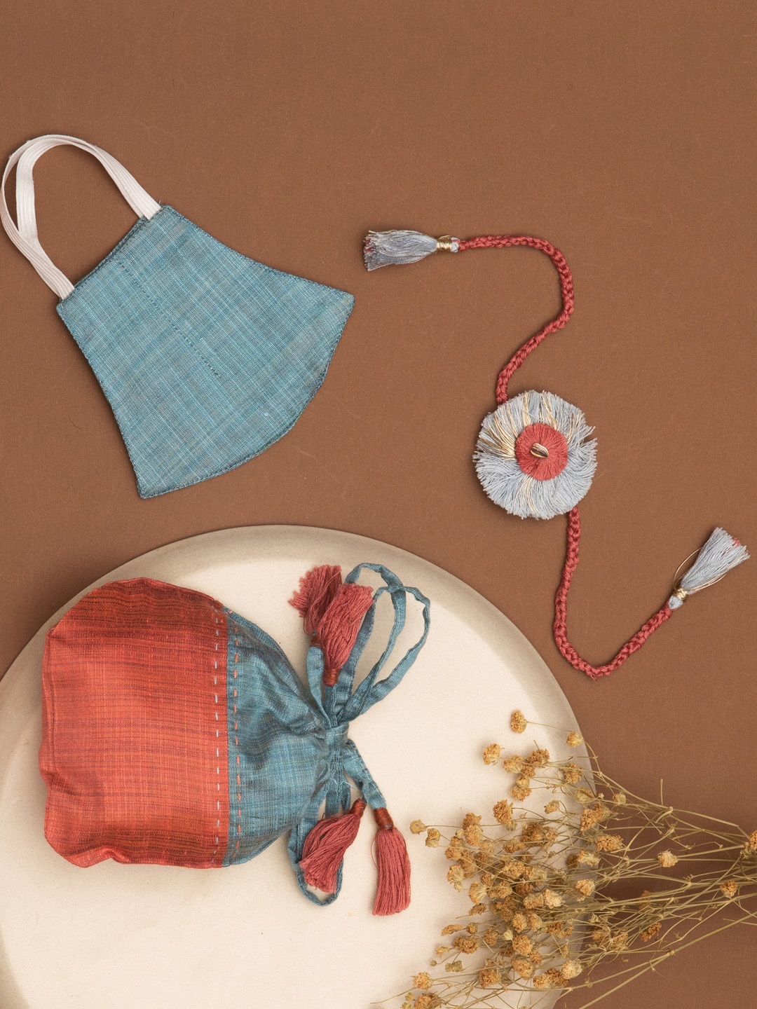 

VASTRAMAY Blue & Blue Eco Friendly Rakhi Gift Set, Grey