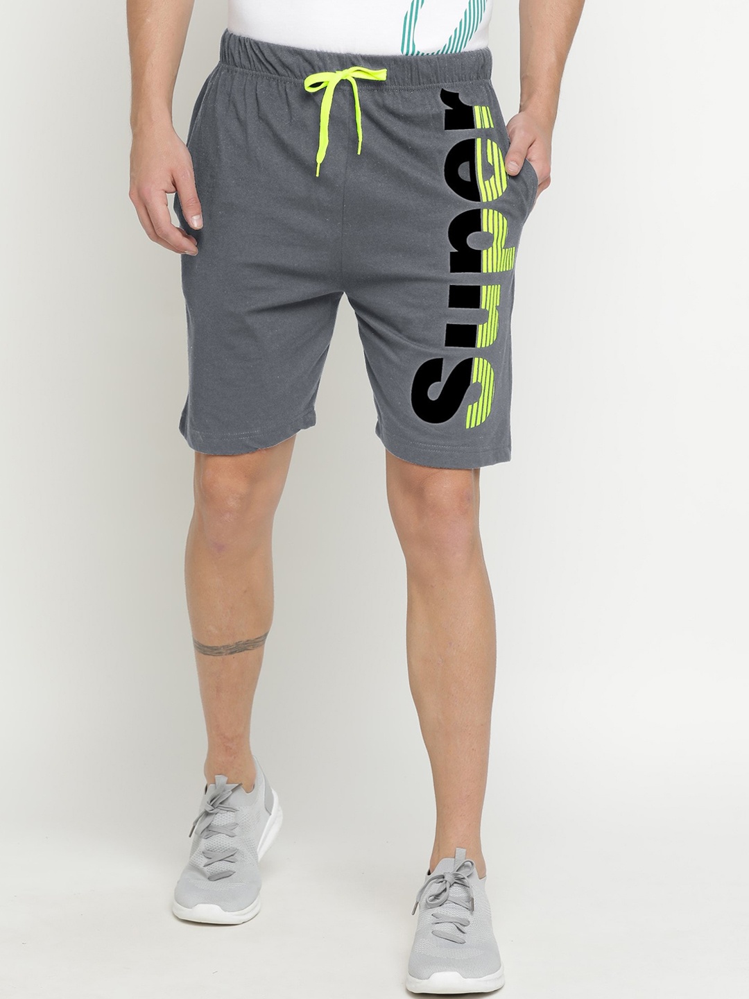 

Maniac Men Grey Printed Slim Fit Mid-Rise Sports Shorts
