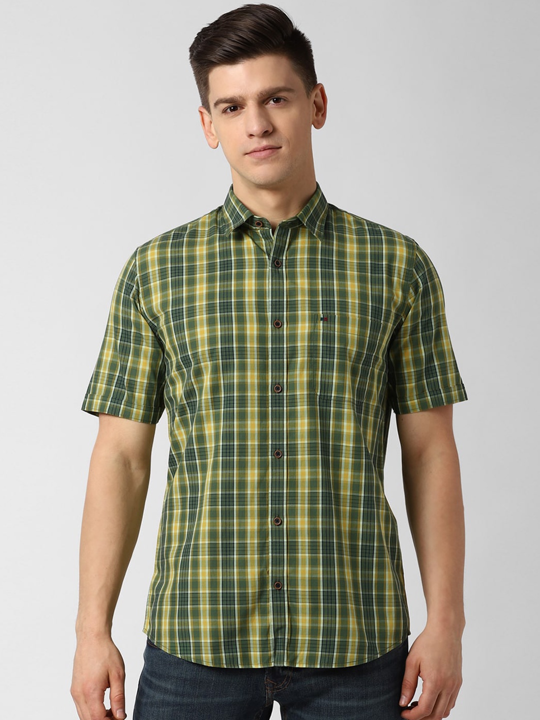 

Peter England Casuals Men Green Slim Fit Checked Casual Shirt