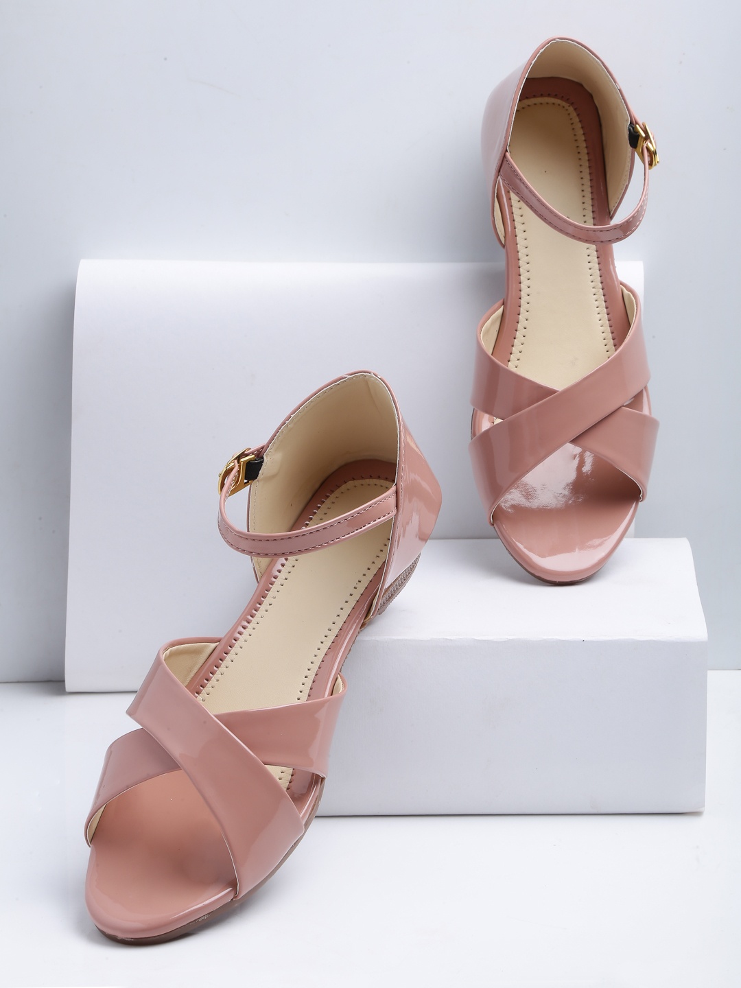 

DEAS Pink Wedge Sandals with Buckles