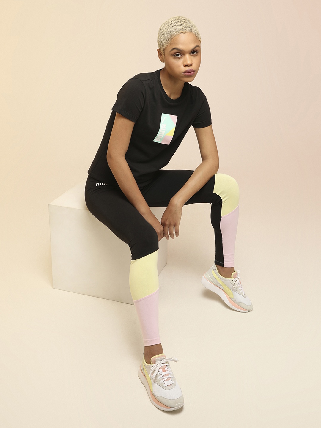 

Puma Women Black & Pink Colourblocked International High Waist Slim Leggings