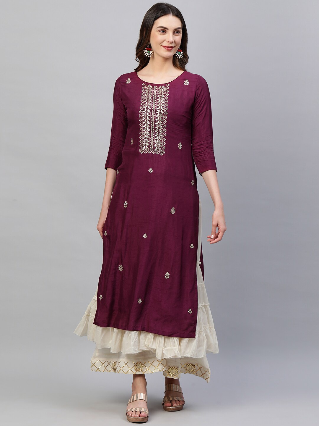 

FASHOR Women Burgundy Ethnic Motifs Embroidered Gotta Patti Straight Kurta