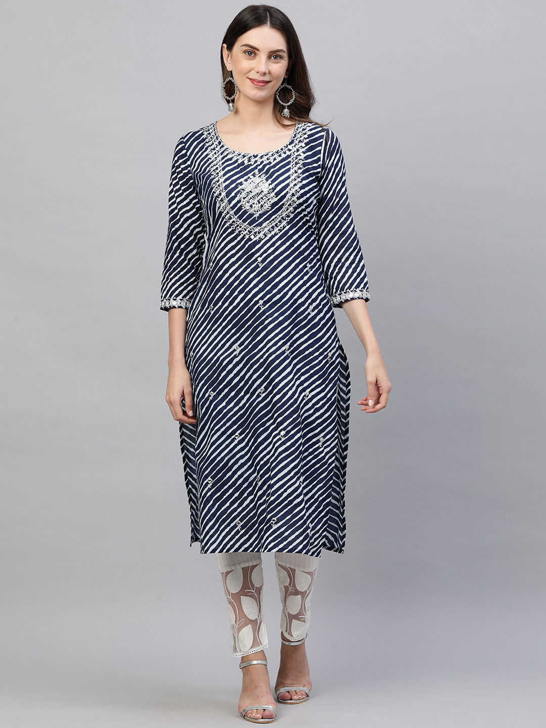 

FASHOR Women Navy Blue & Silver Mirror Embroidered Leheriya Printed Kurta