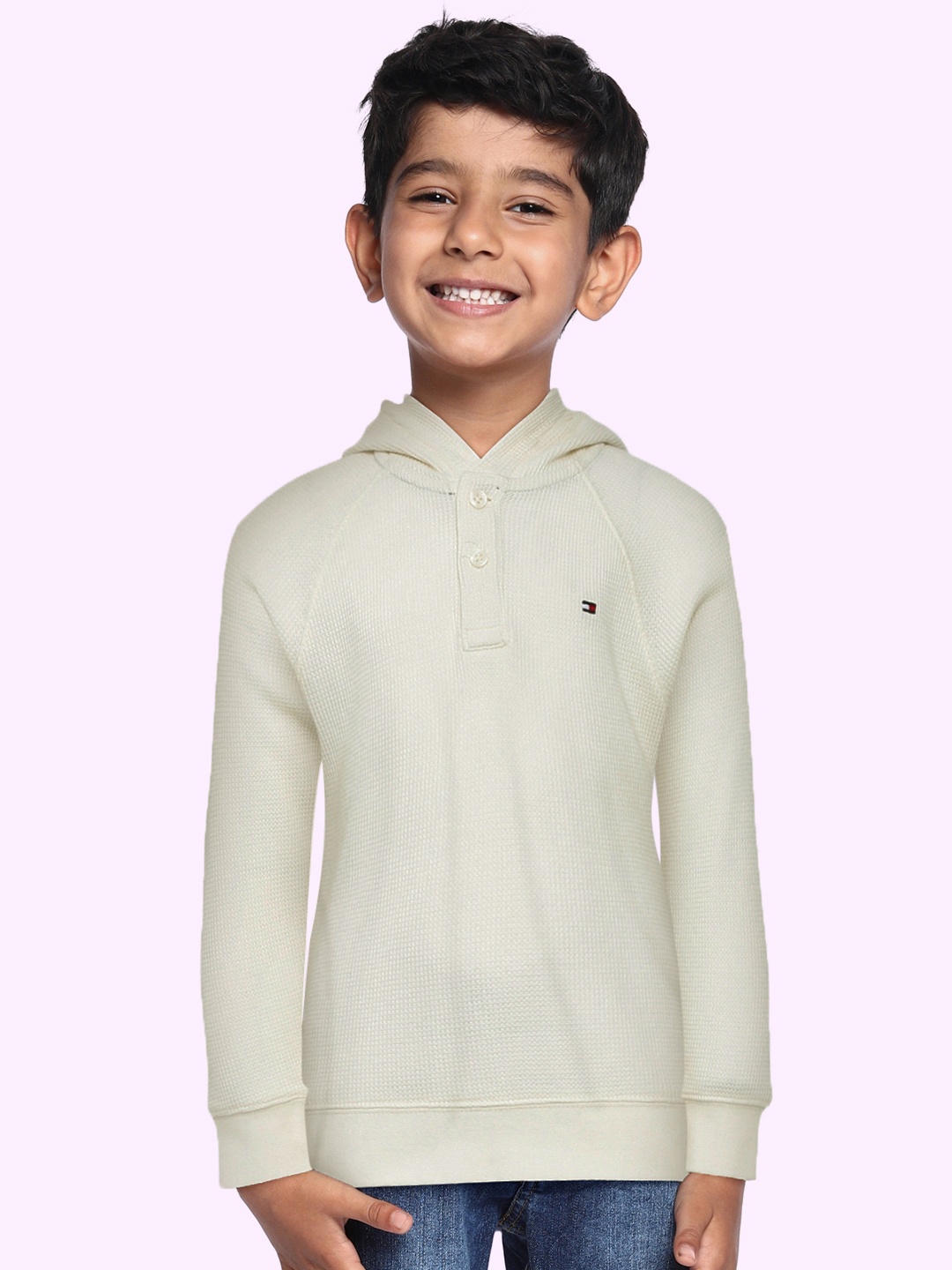 

Tommy Hilfiger Boys Off White Self Design Hooded Raglan Sleeves Embroidered T-shirt