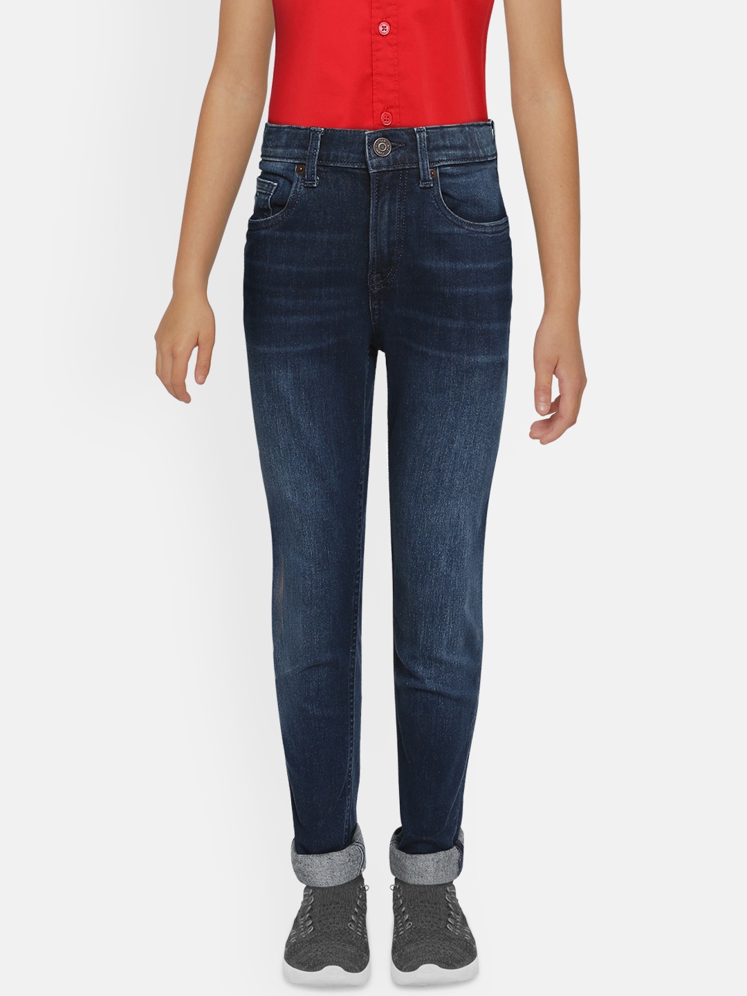 

Tommy Hilfiger Boys Blue Slim Fit Light Fade Stretchable Jeans