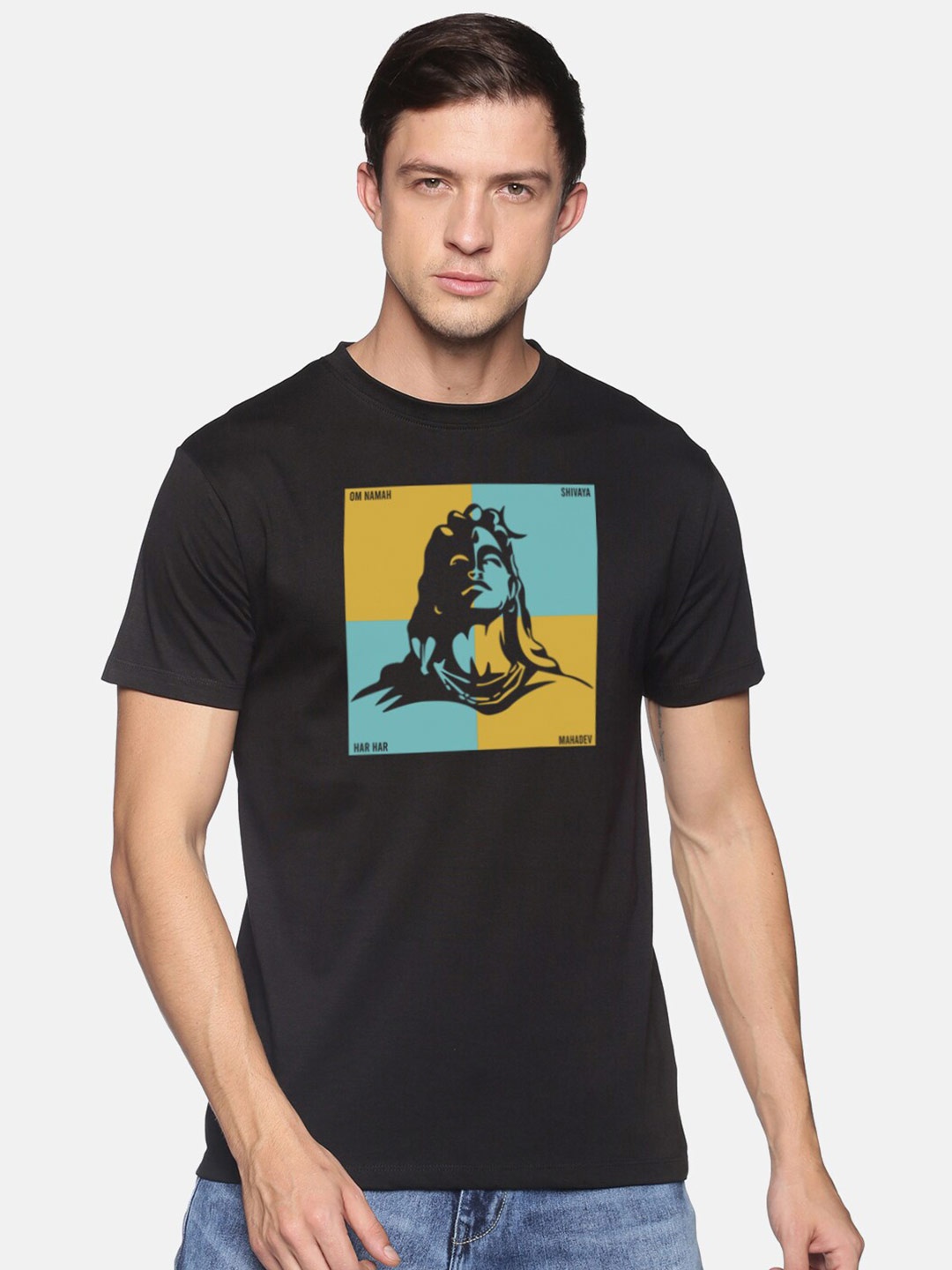 

MASH UNLIMITED Men Black Printed Applique Slim Fit T-shirt
