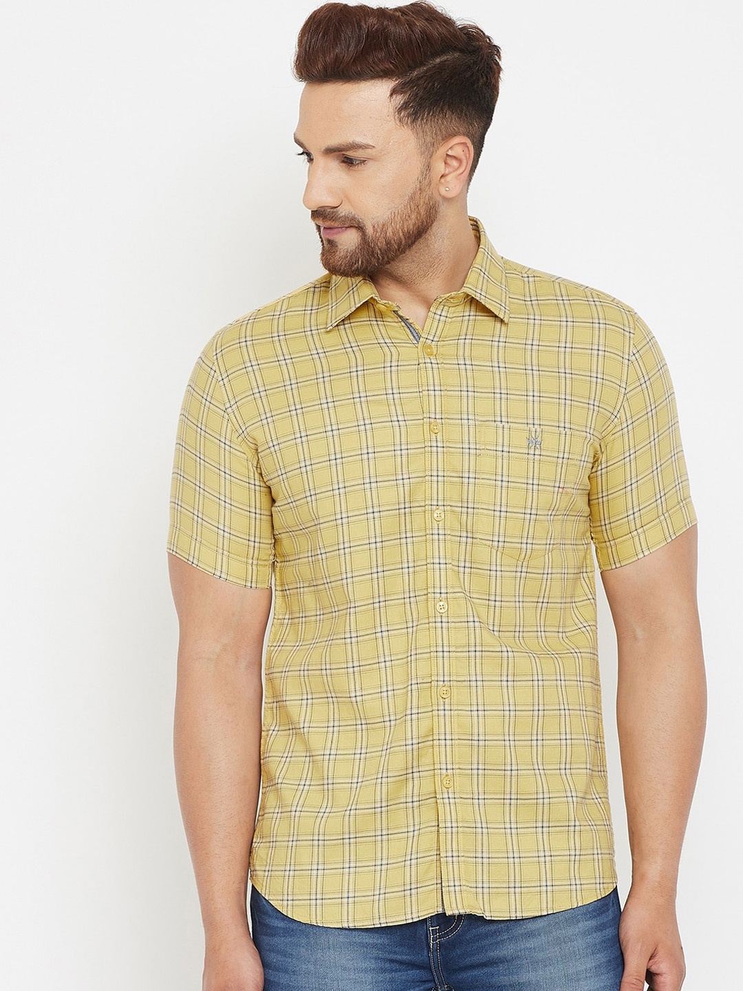 

Crimsoune Club Men Yellow Slim Fit Checked Casual Shirt