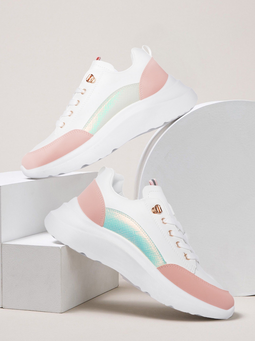

Mast & Harbour Women White & Pink Colourblocked Sneakers