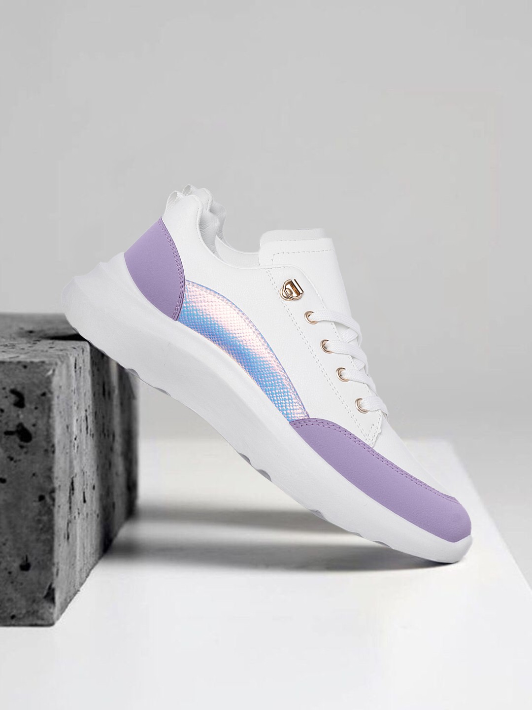 

Mast & Harbour Women White & Purple Colourblocked Sneakers
