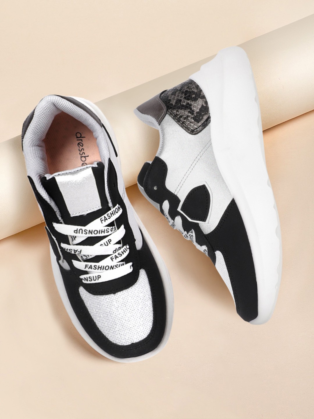 

DressBerry Women Black & Metallic Colourblocked Sneakers