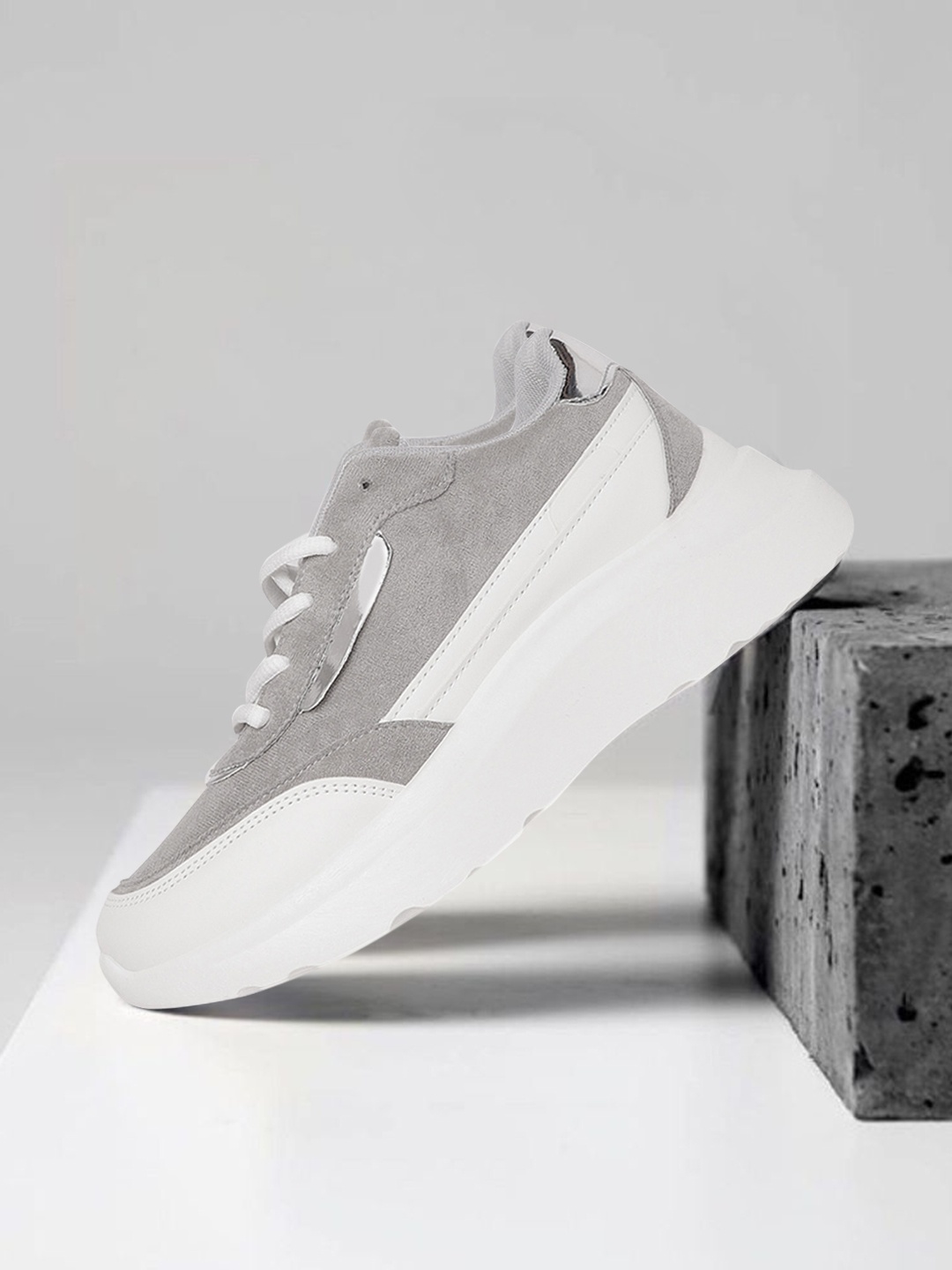 

Mast & Harbour Women Grey & White Colourblocked Chunky Sneakers