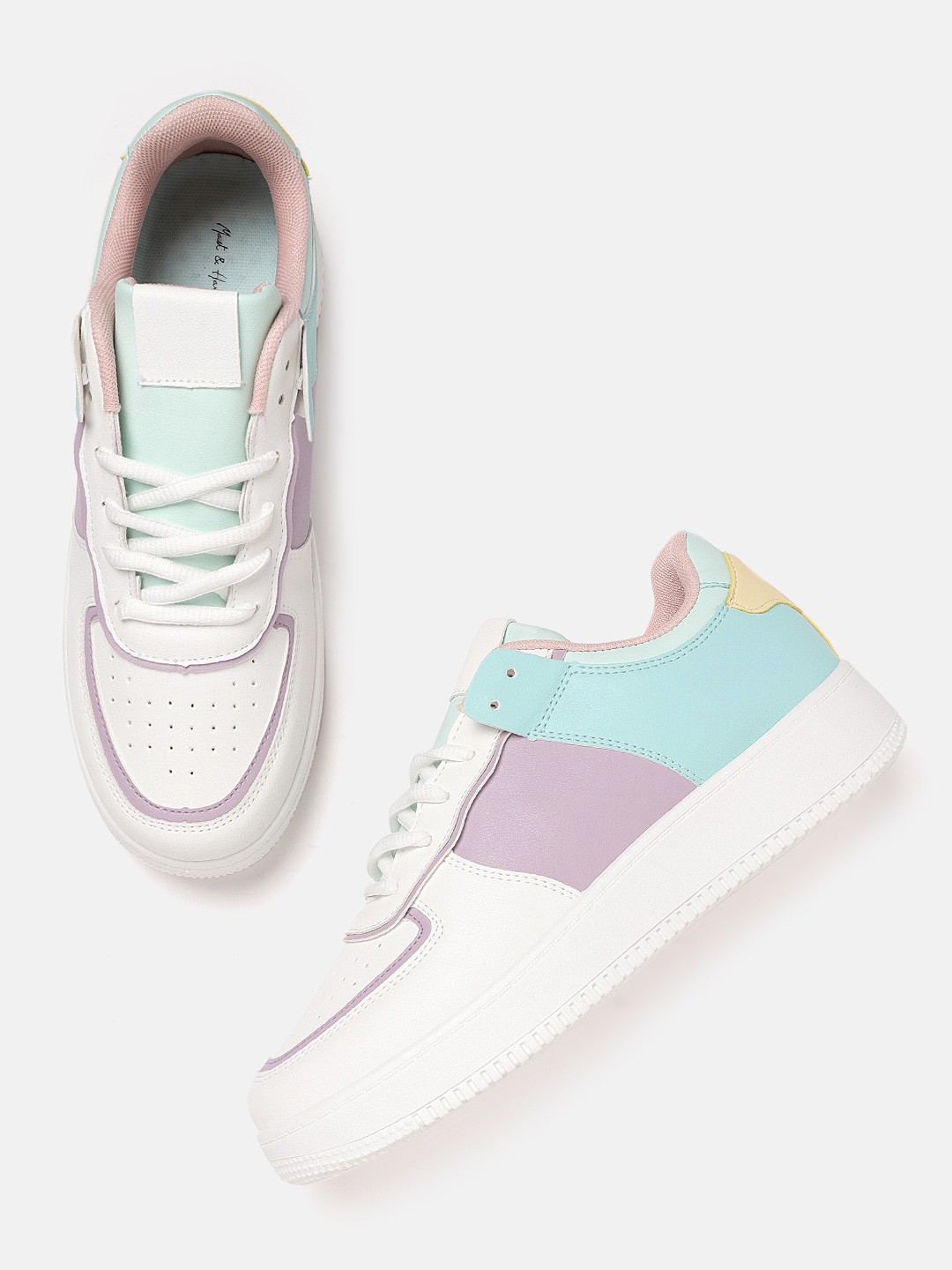 

Mast & Harbour Women White & Lavender Colourblocked Flatform Sneakers
