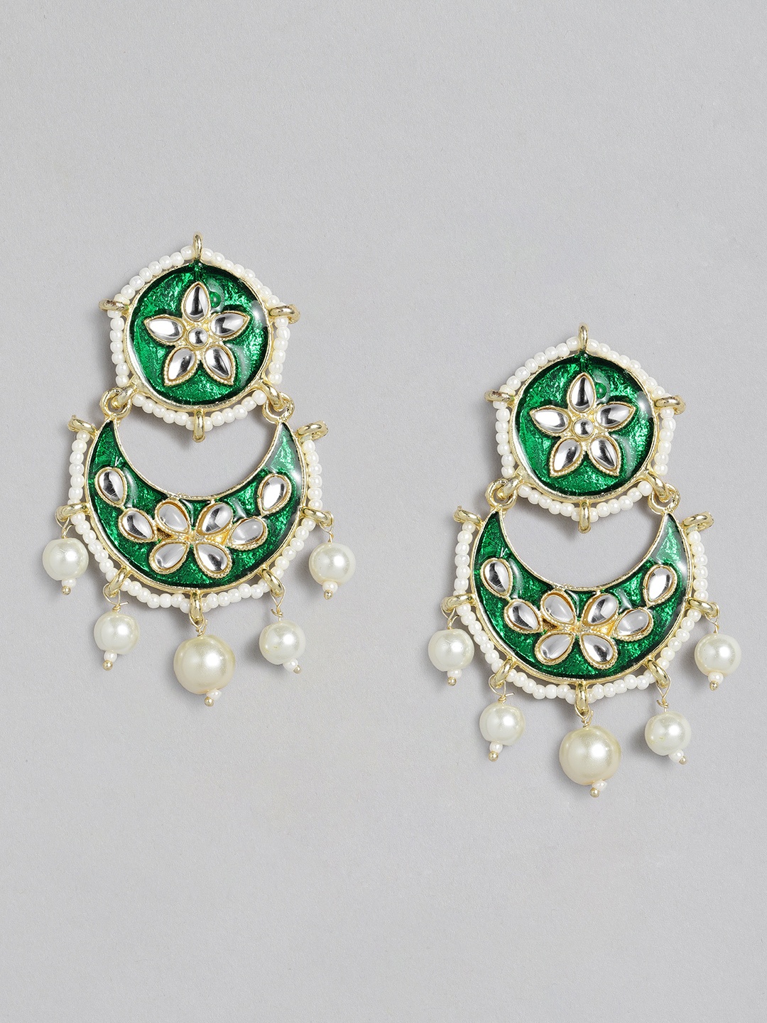 

LAIDA Green Crescent Shaped Handcrafted Kundan Studded Chandbalis