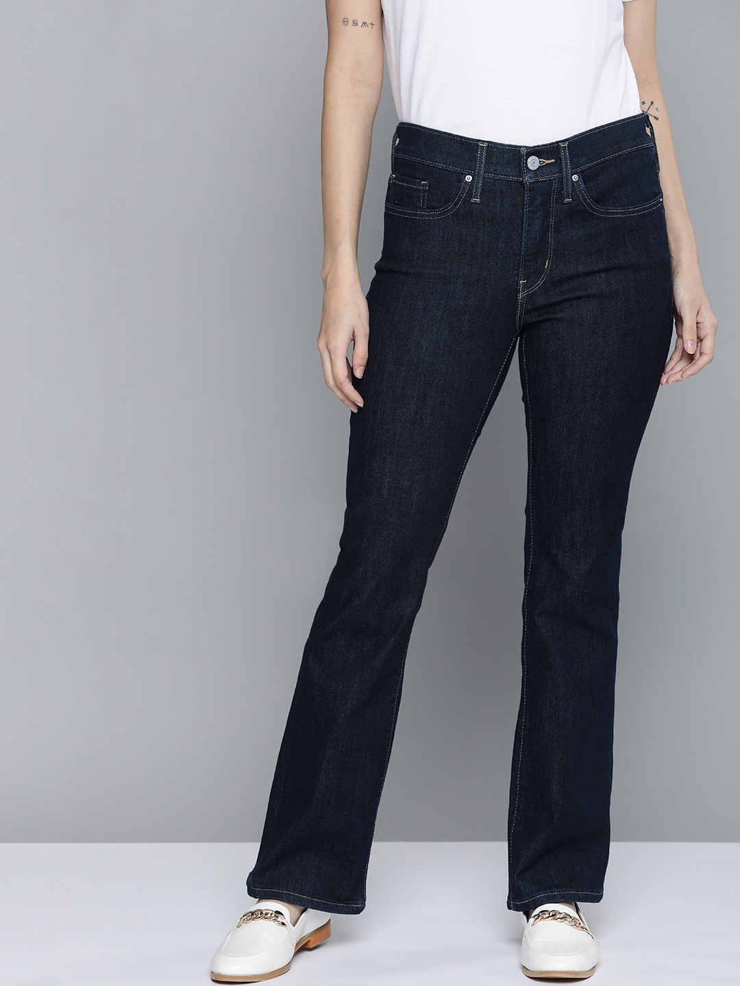 

Levis Women Blue 315 Shaping Bootcut Stretchable Jeans