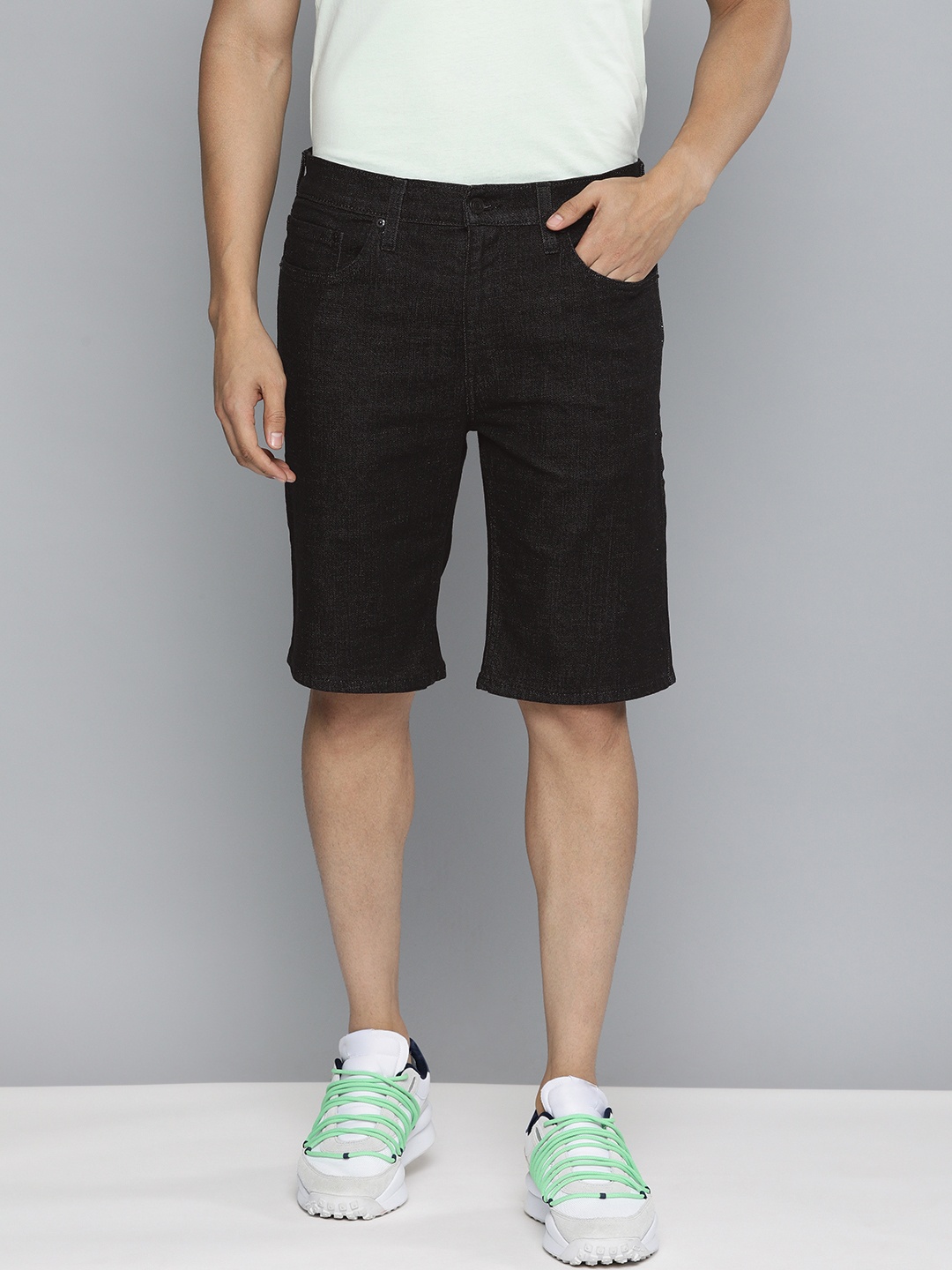 

Levis Men Black Mid-Rise Denim Shorts