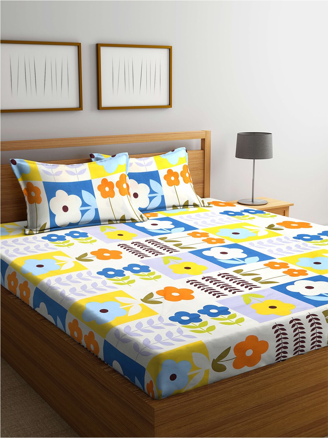 

KLOTTHE White & Yellow Floral 210 TC King Bedsheet with 2 Pillow Covers