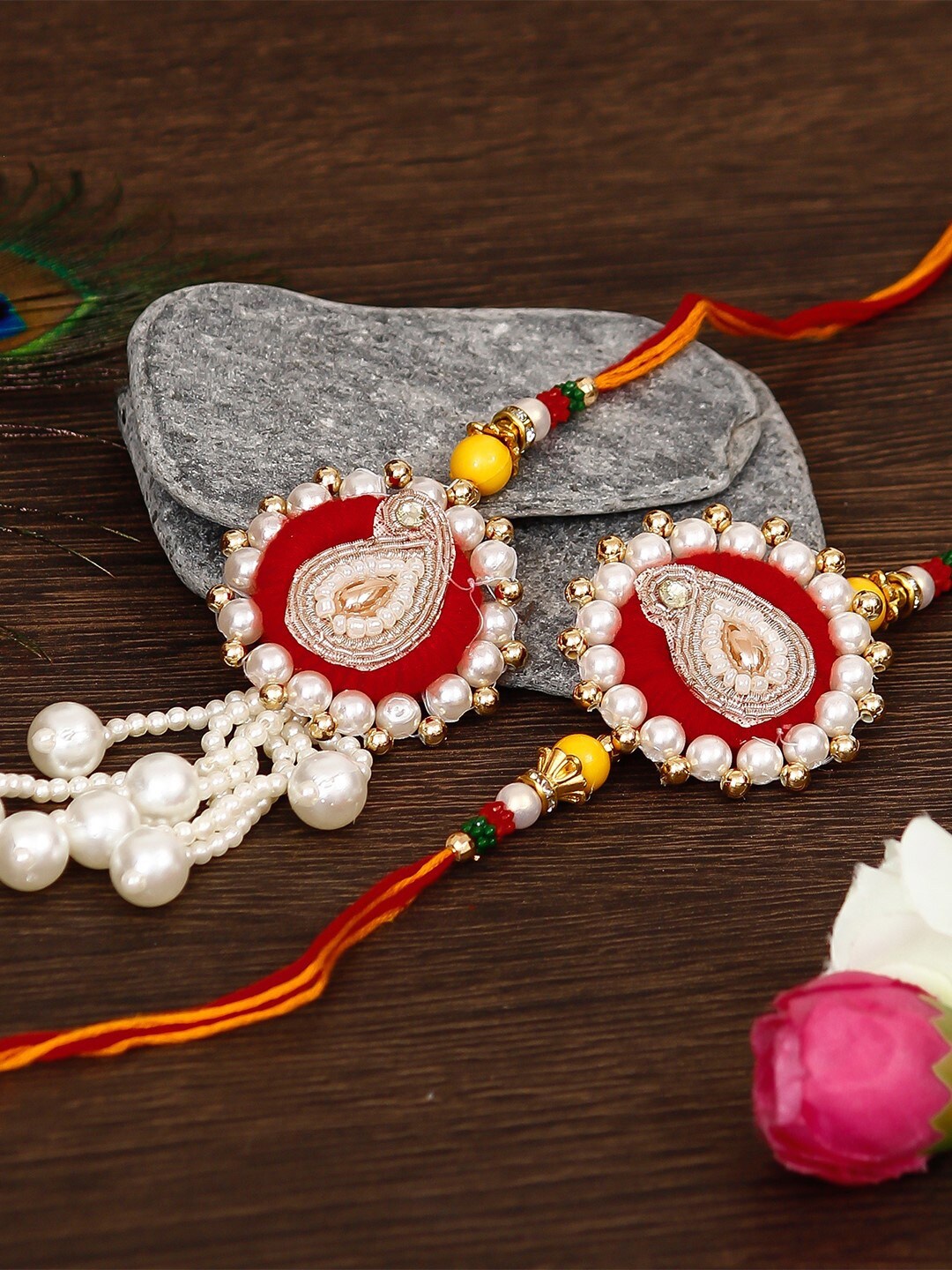 

eCraftIndia White & Red Bhaiya Bhabhi Rakhi