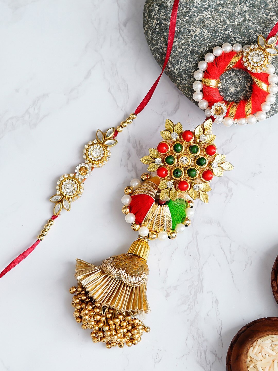 

eCraftIndia Red & Gold-Toned Designer Handcrafted Premium Rakhi & Roli Chawal