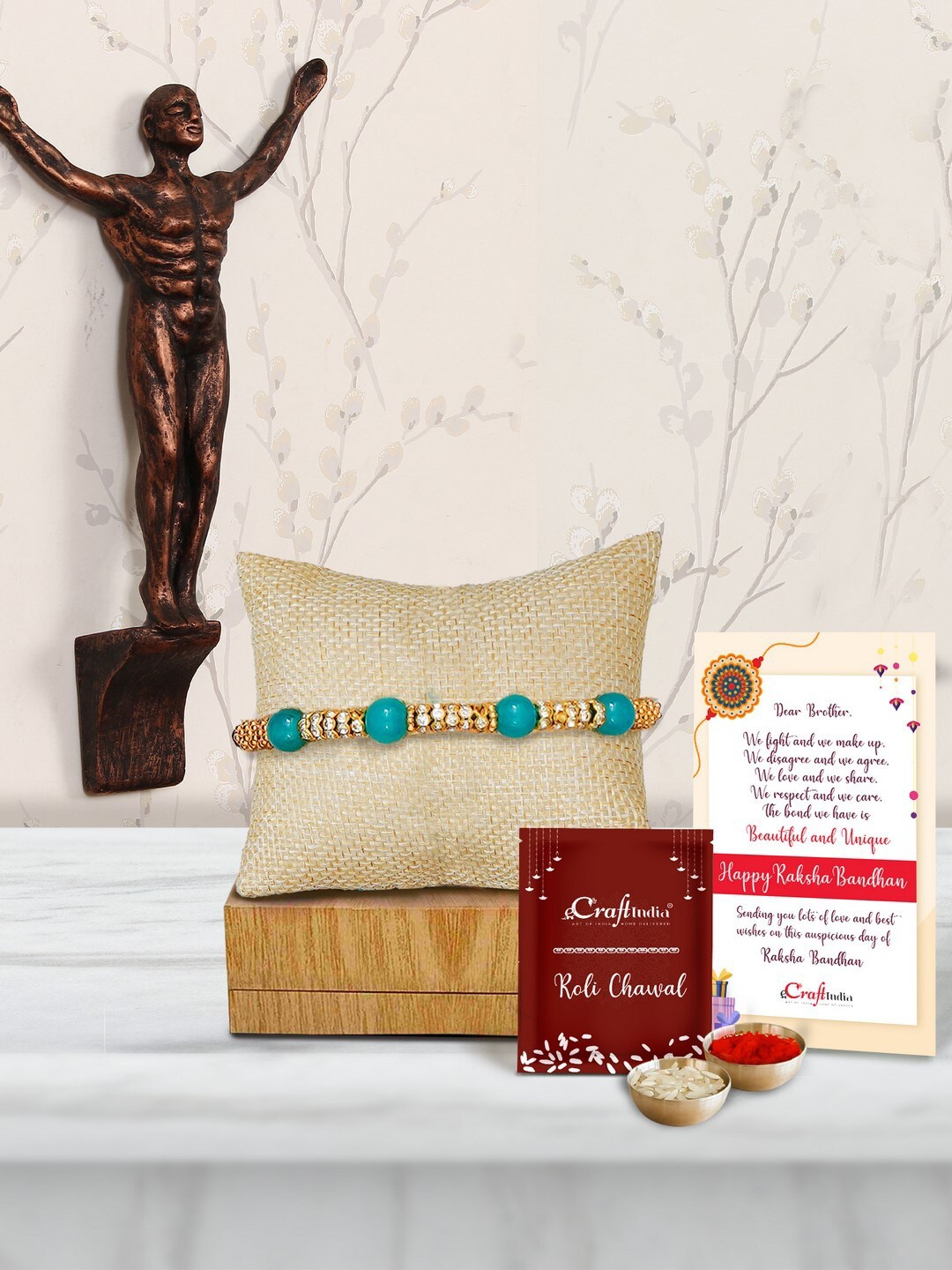 

eCraftIndia Gold-Toned & Green Rakhi Gift Set