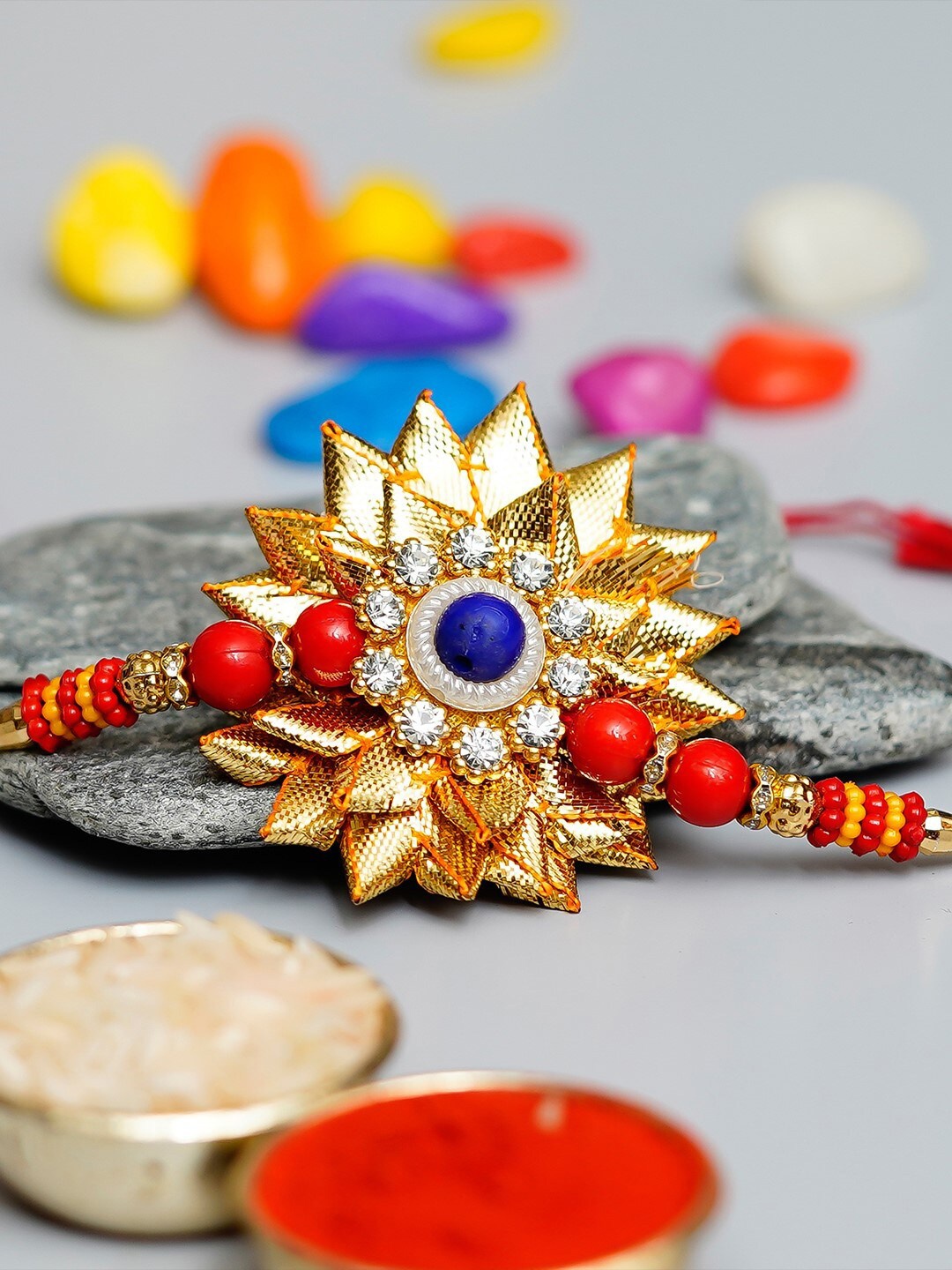 

eCraftIndia Gold-Toned & Red Rakhi Gift Set