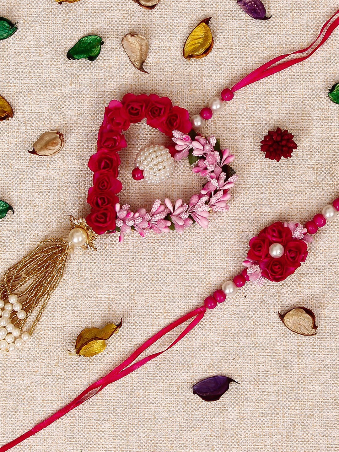 

eCraftIndia Red & Pink Floral & Heart Shape Bhaiya Bhabhi Rakhi