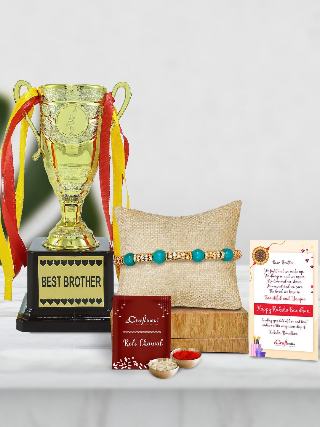 

eCraftIndia Gold-Toned & Green Rakhi Gift Set