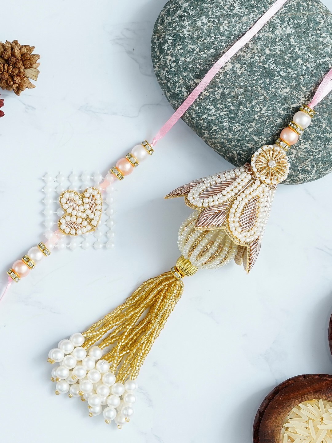 

eCraftIndia White & Gold-Toned Handcrafted Premium Bhaiya Bhabhi Rakhi & Roli Chawal Set