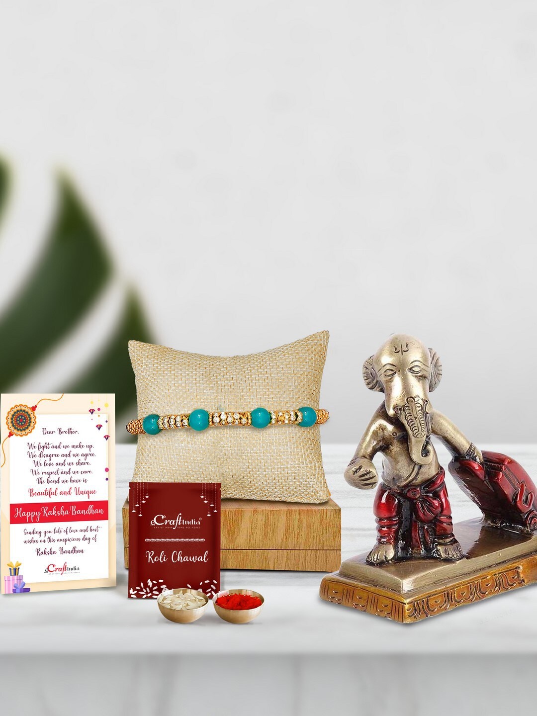 

eCraftIndia Gold-Toned & Green Rakhi Gift Set