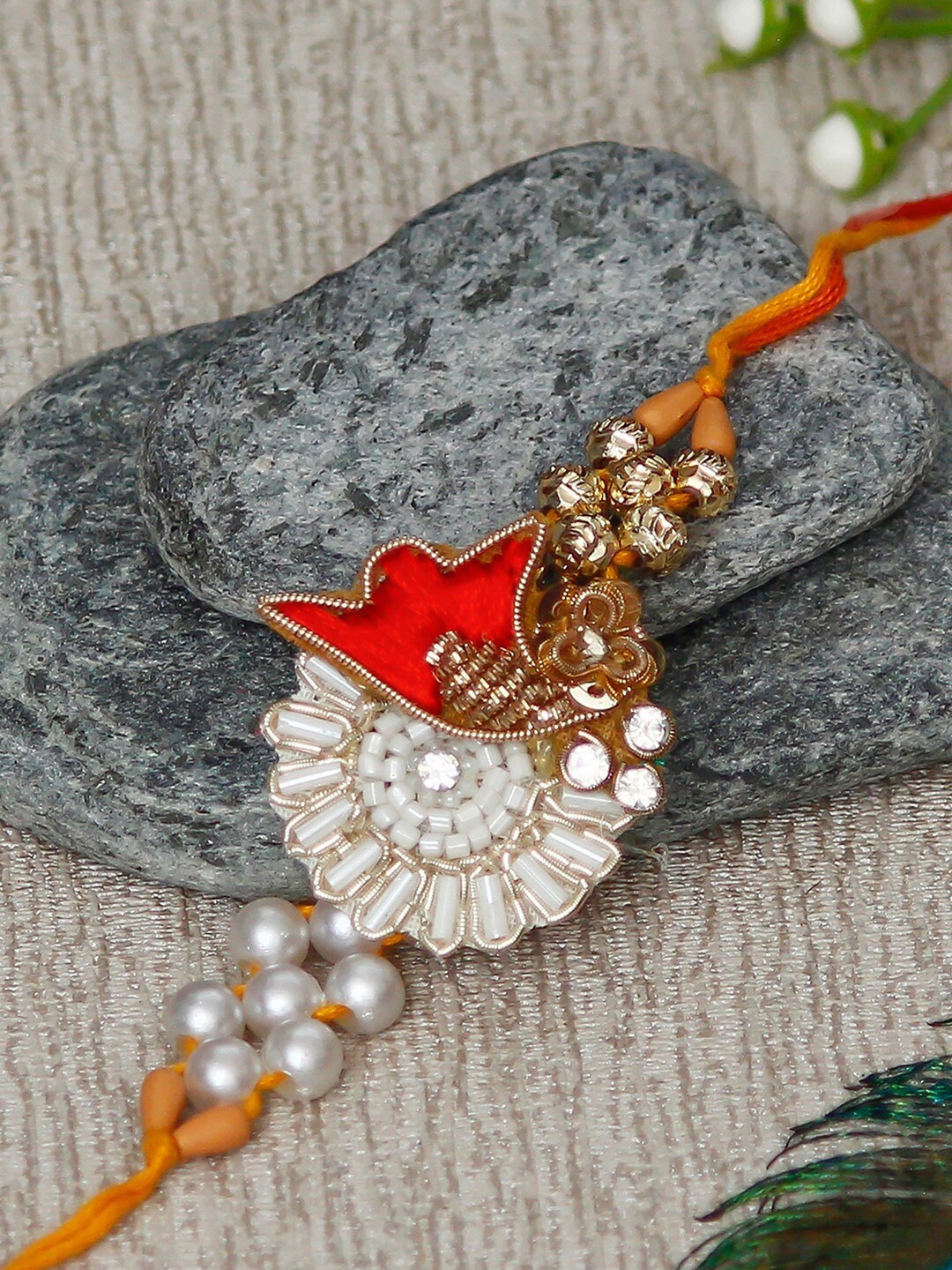 

eCraftIndia Gold-Toned & White Rakhi Gift Set