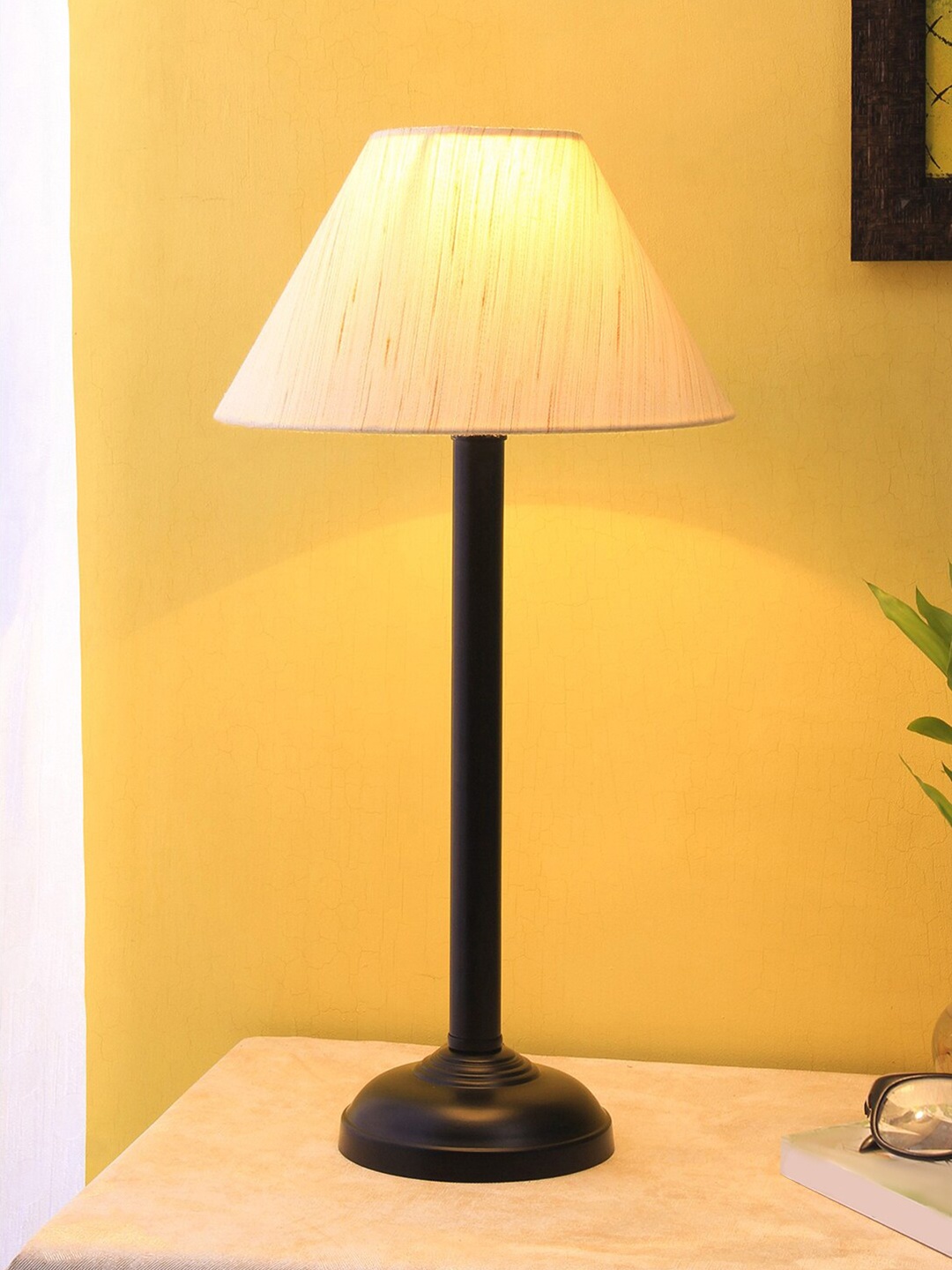 

Devansh Off-White Solid Frustum Table Lamp