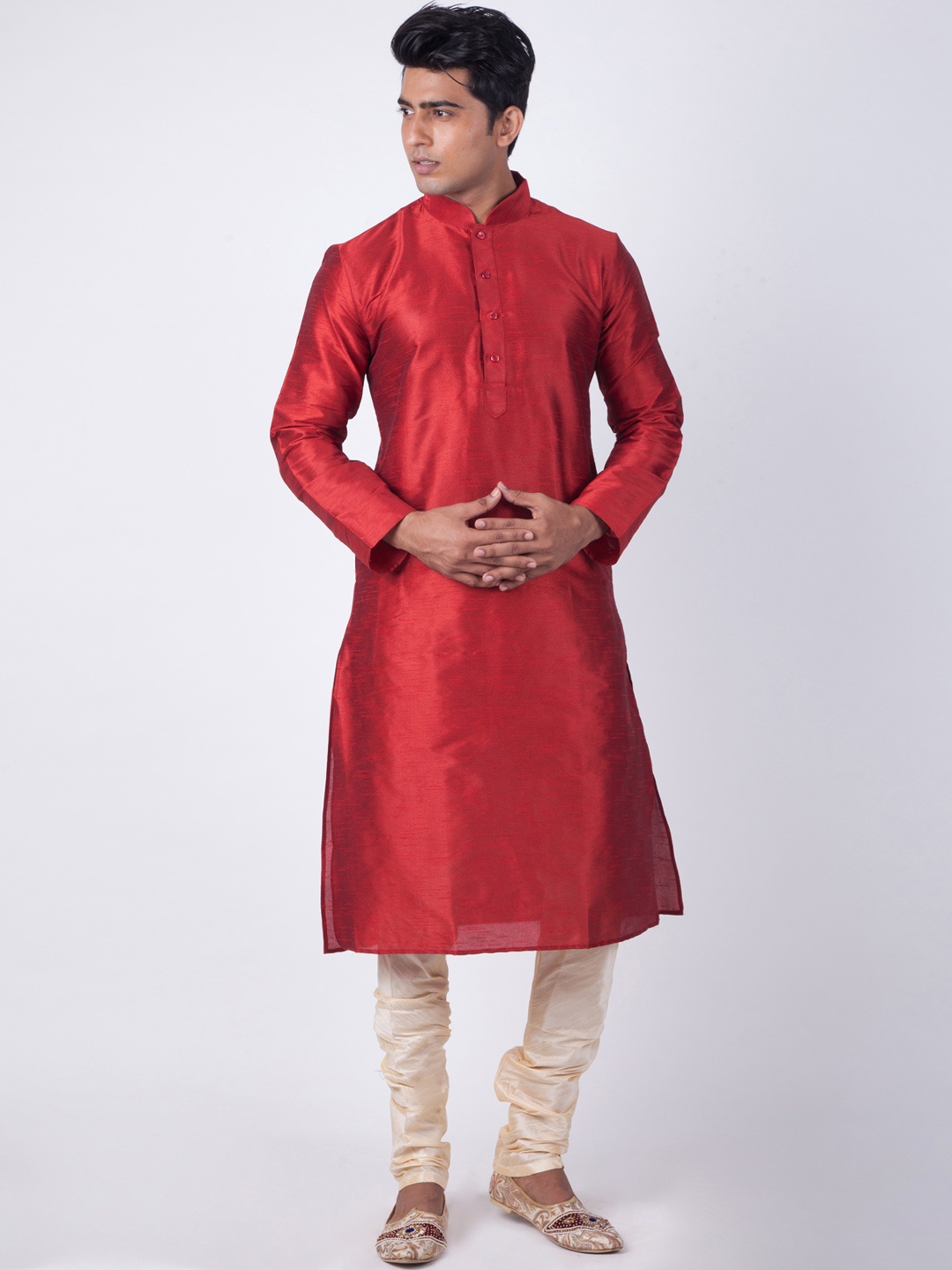 

Sanwara Men Red Solid Silk Straight Kurta