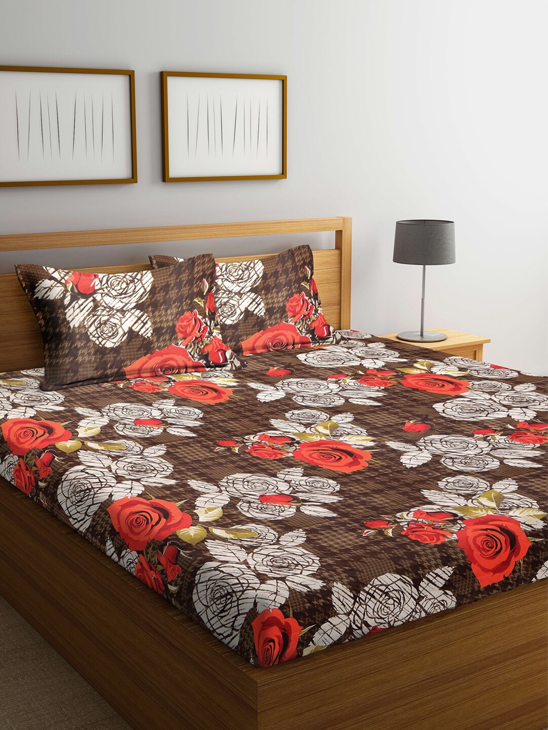 

KLOTTHE Brown & White Floral 210 TC Queen Bedsheet with 2 Pillow Covers