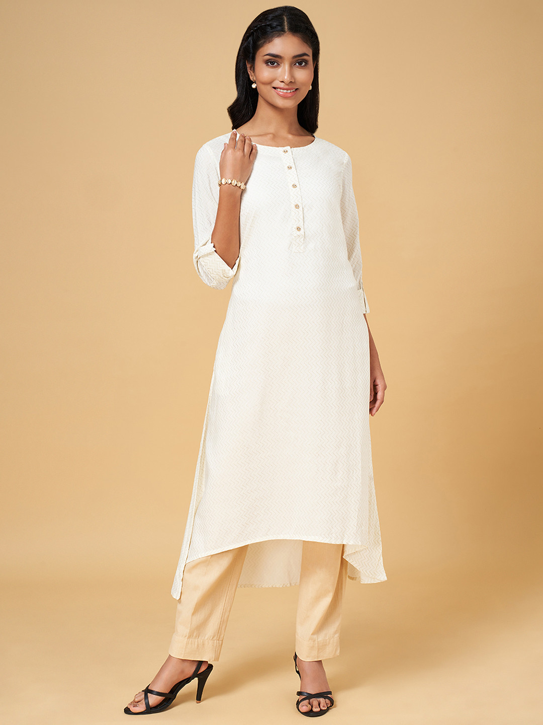 

RANGMANCH BY PANTALOONS Women Off White Chevron Printed Kurta