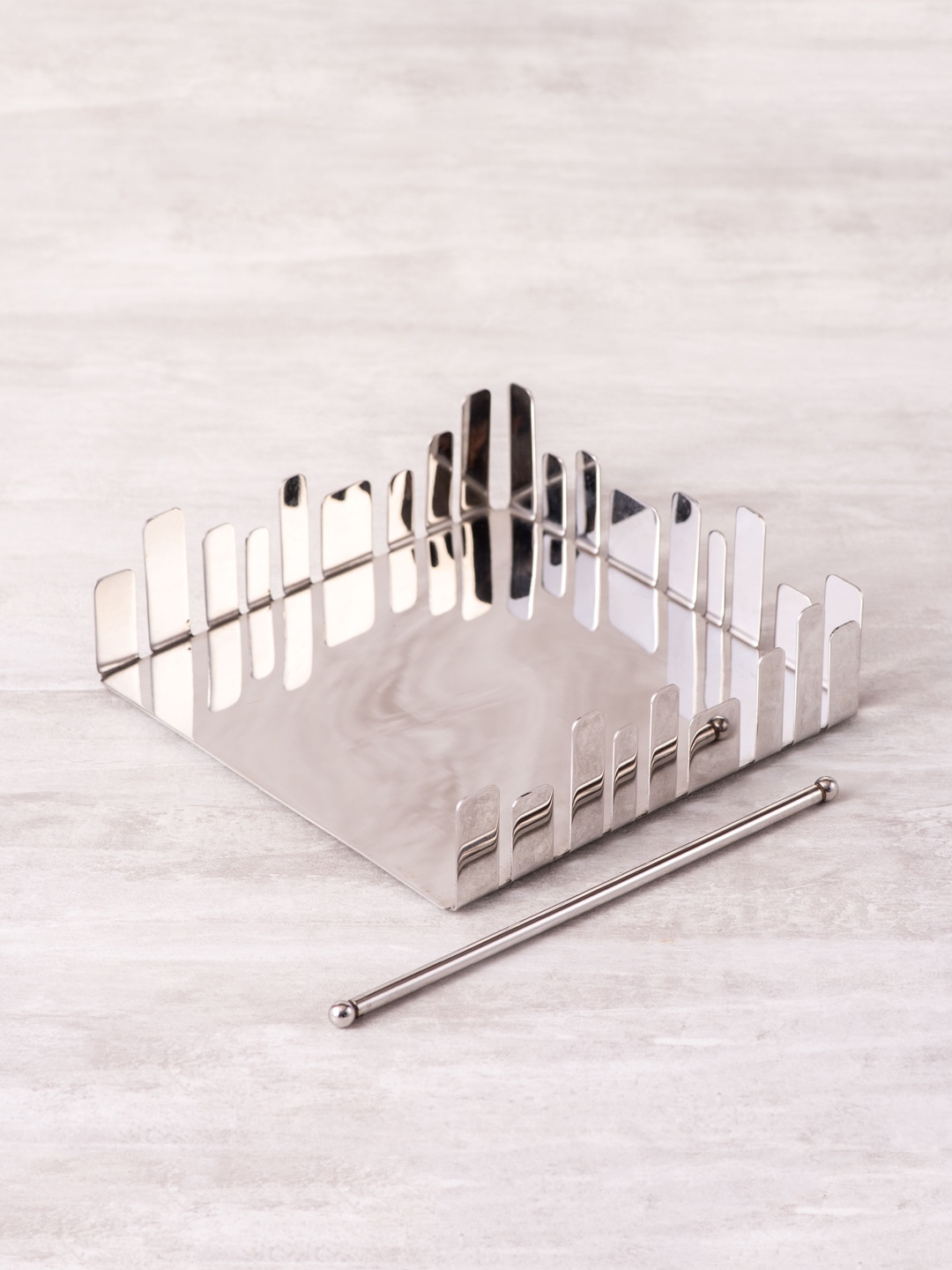 

ARTTDINOX Steel-Toned Solid Urban Tissue Holder