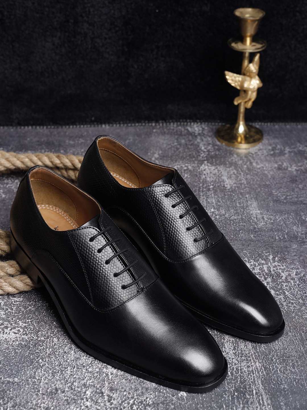 

LOUIS STITCH Men Black Textured Genuine Italian Leather Formal Derby Lace Up Shoes
