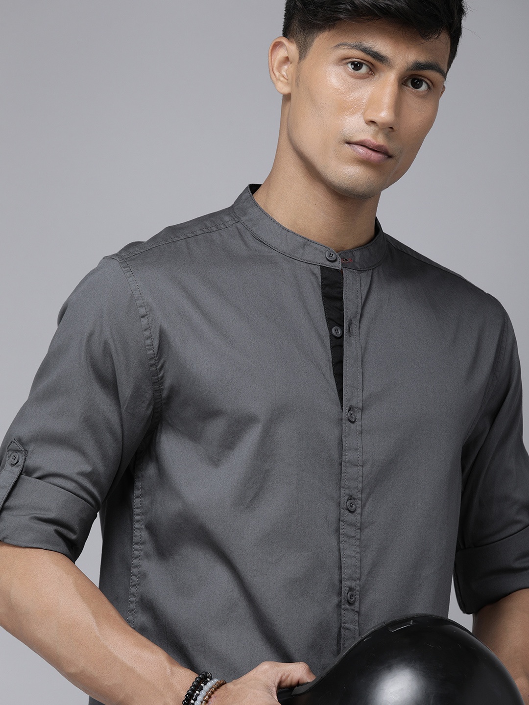 

Roadster Men Charcoal Grey Solid Sustainable Casual Shirt