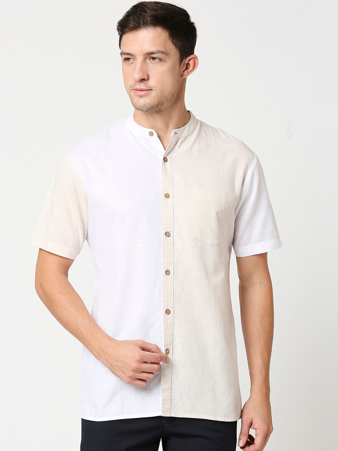

Bewakoof Men White & Cream Colourblocked Casual Shirt
