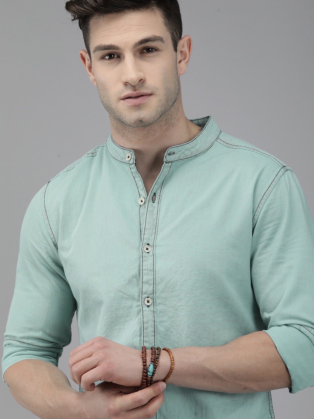 Roadster Men Light Blue Solid Mandarin-Collar Regular Fit Pure Cotton Casual Denim Shirt
