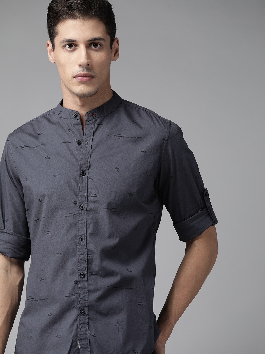

Roadster Men Blue Pure Cotton Opaque Conversational Print Casual Shirt