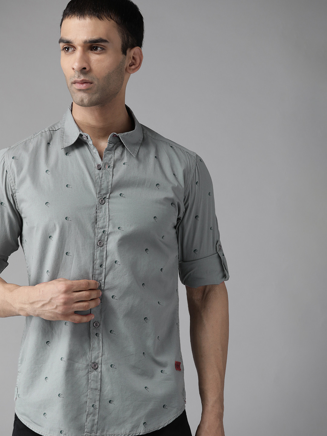 

Roadster Men Grey & Navy Blue Cotton Printed Casual Shirt