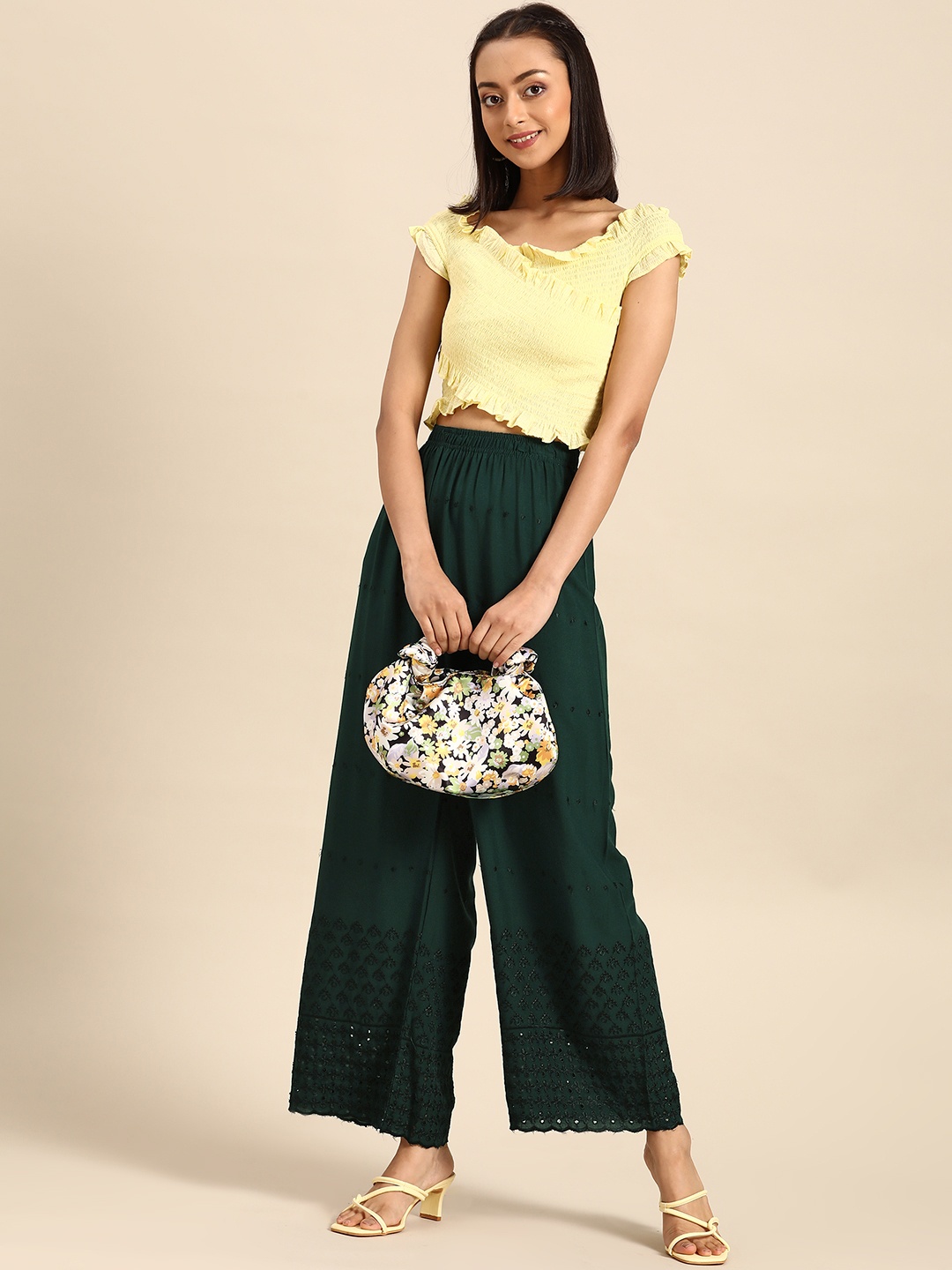 

Saadgi Women Green Ethnic Motifs Embroidered Knitted Ethnic Palazzos